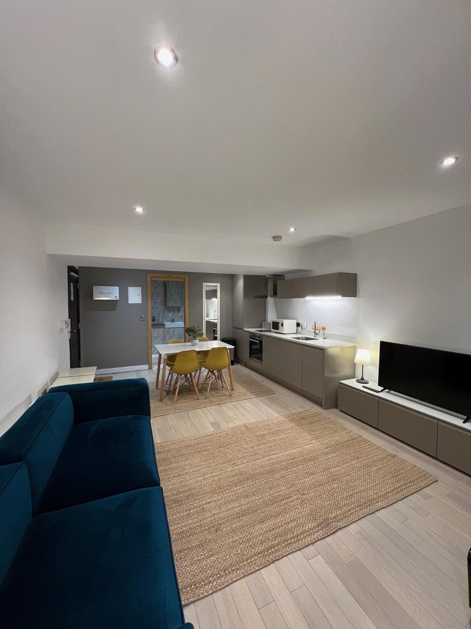 Beautiful City Centre Apartment ลิเวอร์พูล ภายนอก รูปภาพ